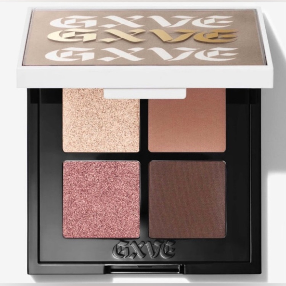GXVE See Eye in Color Multidimensional Eyeshadow Palette Just A Girl